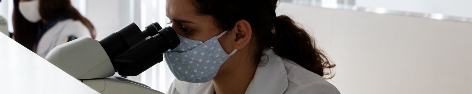 Relevância da profissão de biomédico na atualidade aponta para futuro promissor da carreira